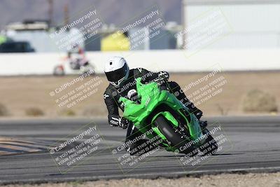 media/Jan-15-2026-Racers Edge (Thu) [[dfebeb70ab]]/3-B Group/Session 1 Turn 15/